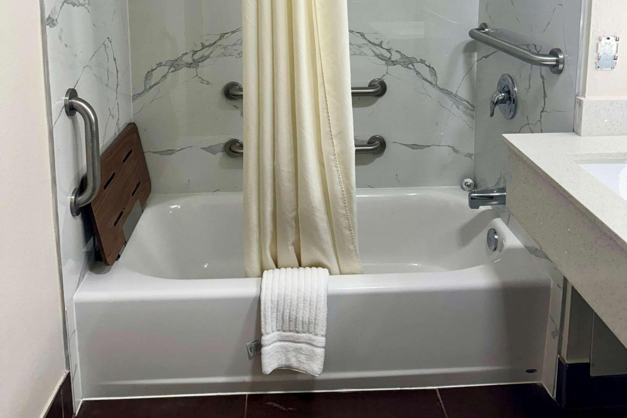 Quality Inn Sulphur Zewnętrze zdjęcie
